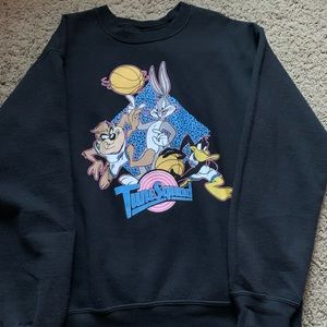 Tune squad crew neck